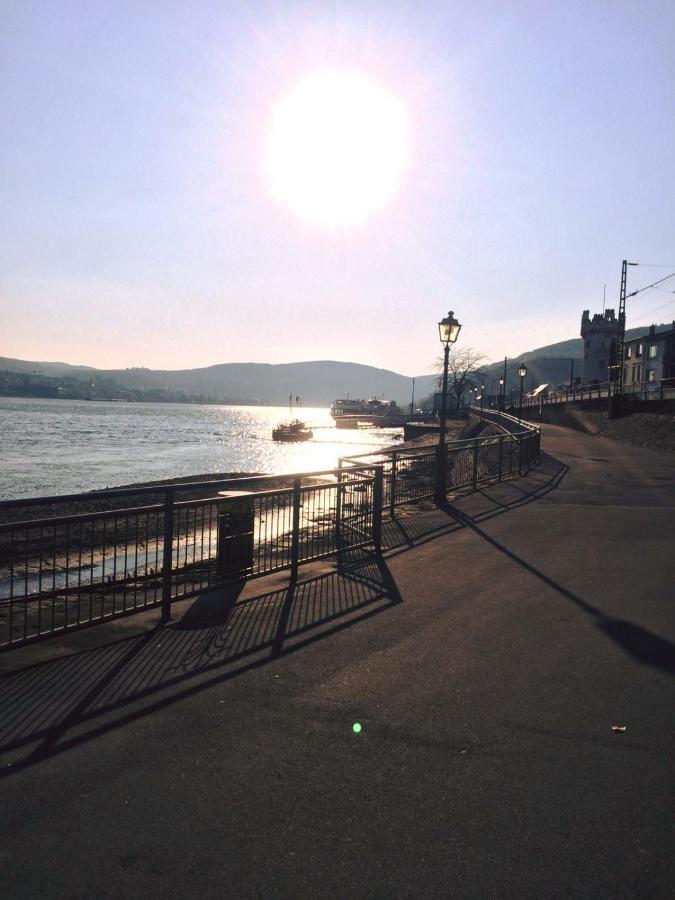 Hotel Krone Ruedesheim Рюдесхайм-на-Рейне Экстерьер фото