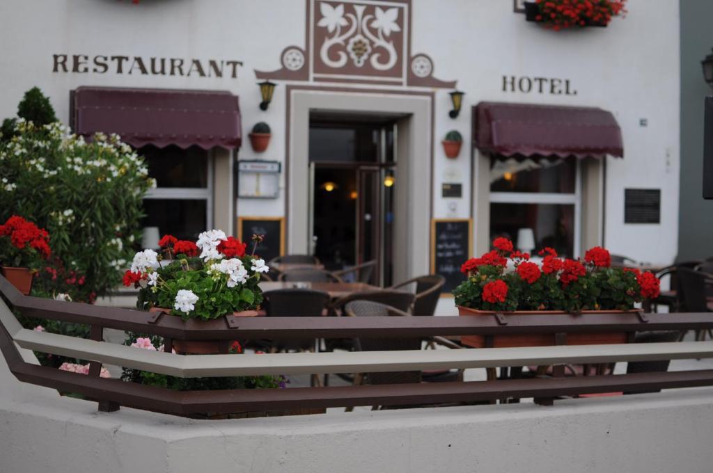 Hotel Krone Ruedesheim Рюдесхайм-на-Рейне Экстерьер фото