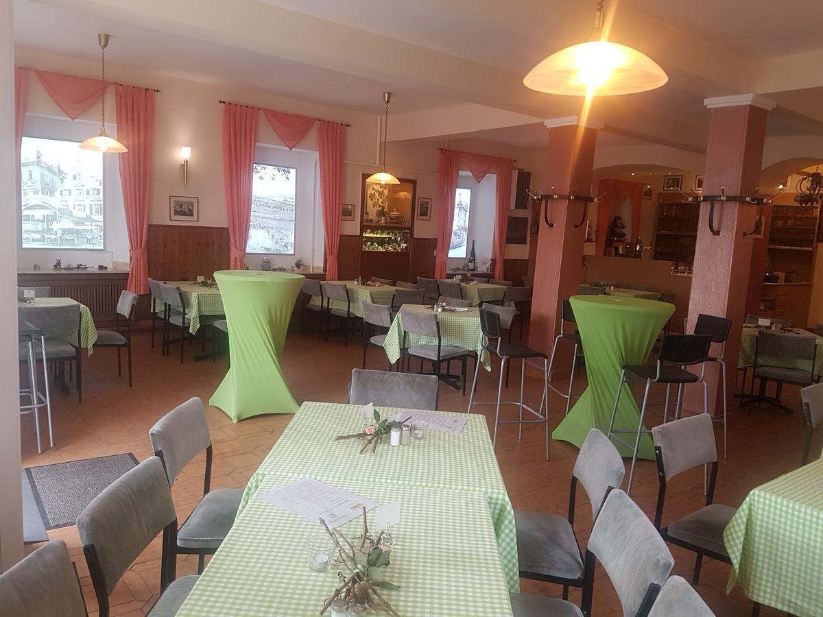 Hotel Krone Ruedesheim Рюдесхайм-на-Рейне Экстерьер фото