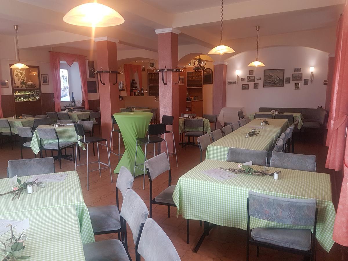 Hotel Krone Ruedesheim Рюдесхайм-на-Рейне Экстерьер фото